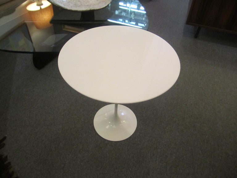 Eero Saarinen Tulip Side Table with Bianca Marble for Knoll